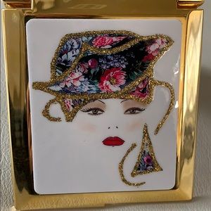 💕FACE LADY JEWELED RHINESTONE MIRRORED COMPACT